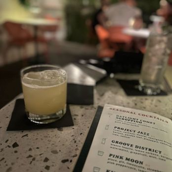 The Overland - Penicillin was absolutely amazing - Cocktail Bars Near Me - Redlands, California