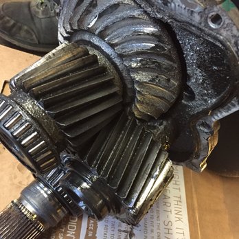 Mizuki Auto - Replacing a transfer case for a Ford Fusion AWD - Auto Repair Near Me - Berkeley, California Mizuki Auto - Replacing a transfer case for a Ford Fusion AWD - Auto Repair Near Me - Berkeley, California