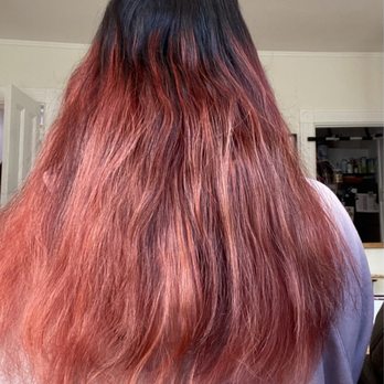 Viselli Salon - After one wash... Leslie said it was "completely normal" for red to come out completely after one wash. lol - Hair Salons Near Me - Boston, Massachusetts