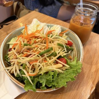 Thai Favorite Cuisine - Papaya Salad - Thai Near Me - Tustin, California