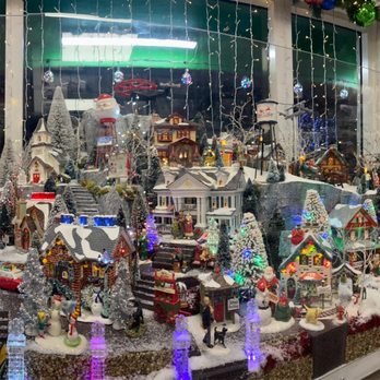 The Christmas Palace - Christmas Trees Near Me - Hialeah Gardens, Florida