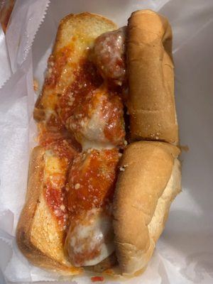 Schiano's by null