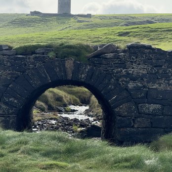 Doonagore Castle - Landmarks & Historical Buildings Near Me - Clare, CE