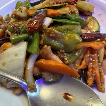 Moonga Asian Bistro - Asian Fusion Near Me - Kaneohe, Hawaii