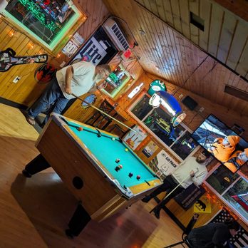 Grainger's Pub & Grill - Sports Bars Near Me - Greenfield, Wisconsin Grainger's Pub & Grill - Sports Bars Near Me - Greenfield, Wisconsin
