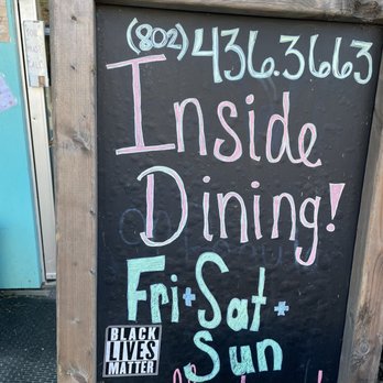 The Hartland Diner - Diners Near Me - Hartland, Vermont