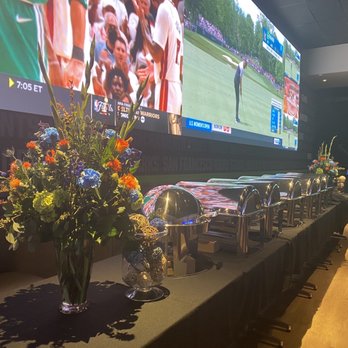 Fresh Ideas Flower Company - Florists Near Me - Modesto, California