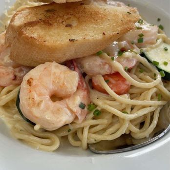 Lighthouse - Primavera pasta - Breakfast & Brunch Near Me - Newport Beach, California