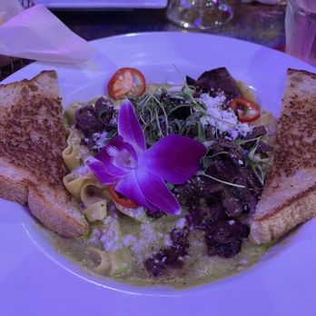 La Catrina Chingona - Charred poblano skirt steak pasta - Cocktail Bars Near Me - Terrebonne, Oregon La Catrina Chingona - Charred poblano skirt steak pasta - Cocktail Bars Near Me - Terrebonne, Oregon