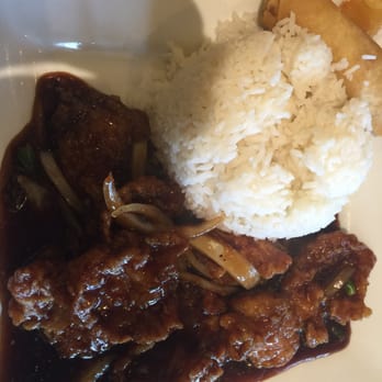 Chilli Chicken House - Lunch special $6.80 - Chili fish (gravy) - Chinese Near Me - Mississauga, Ontario