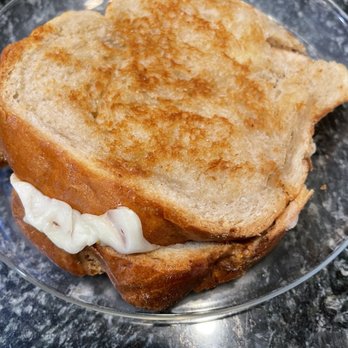 Roost Kitchen & Coffee - Kids Grilled Cheese - Cafes Near Me - Darien, Connecticut
