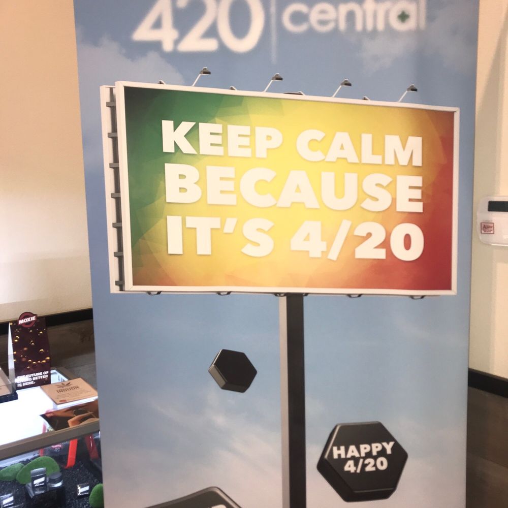 420 Central - Walk in sign - Cannabis Clinics Near Me - Santa Ana, California 420 Central - Walk in sign - Cannabis Clinics Near Me - Santa Ana, California