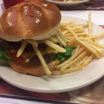 Steak ’n Shake - New garlic double steak burger topped with veggies served with a side of plain fries - Fast Food Near Me - Columbus, Ohio Steak ’n Shake - New garlic double steak burger topped with veggies served with a side of plain fries - Fast Food Near Me - Columbus, Ohio