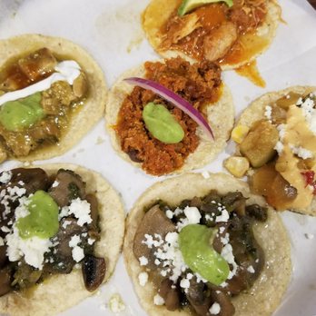 Guisados - Tacos Near Me - Burbank, California