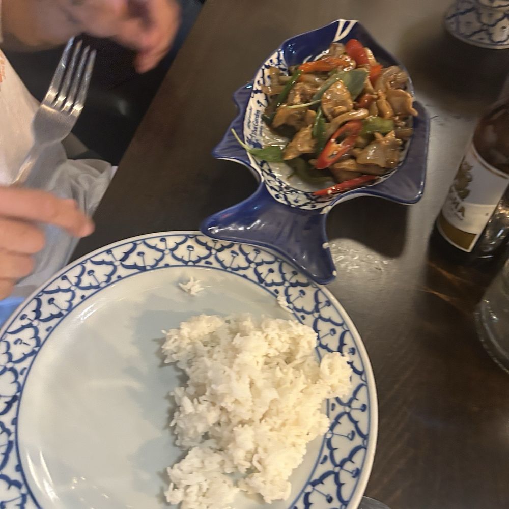 Thai Garden Restaurant - Chicken pad ka prow - Thai Near Me - Galway, G Thai Garden Restaurant - Chicken pad ka prow - Thai Near Me - Galway, G