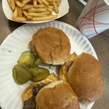 White Manna - Fries, cheeseburgers, and pickles - Burgers Near Me - Hackensack, New Jersey