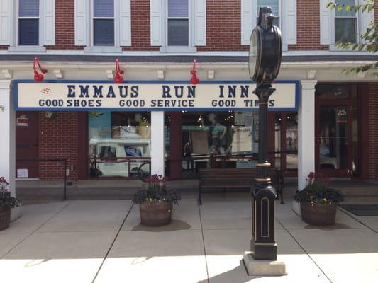 running store emmaus
