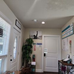 Hutto's Affordable Chiropractor - Entry