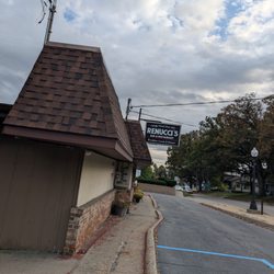 Renucci's Pizza