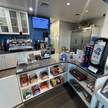 Frozen Penguin - Ice Cream & Frozen Yogurt Near Me - Scottsdale, Arizona Frozen Penguin - Ice Cream & Frozen Yogurt Near Me - Scottsdale, Arizona