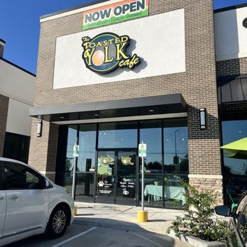 The Toasted Yolk Cafe - Breakfast & Brunch Near Me - Rosenberg, Texas