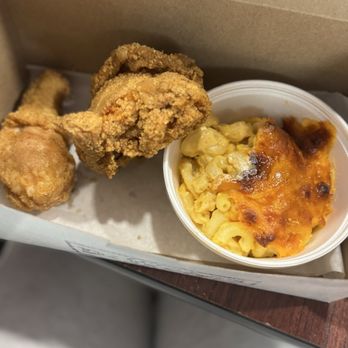 Li'l Dizzy's Cafe - Juneteenth Special - Cajun/Creole Near Me - New Orleans, Louisiana