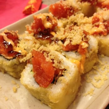 Meshuga 4 Sushi - 2 tone roll. - Sushi Bars Near Me - Los Angeles, California