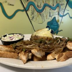 Buddy B's Restaurant - Smothered Chicken