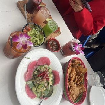 Los Agaves - Drinks: Margarita taster, piña Fresca, and la ruse. Appetizers: ceviche and guacamole - Mexican Near Me - Napa, California