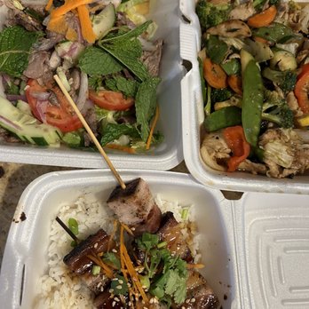 Pok's Art Asia Fusion Kitchen - Beef Salad, Basil Chicken, Pork Belly Skewers - Asian Fusion Near Me - Kitty Hawk, North Carolina