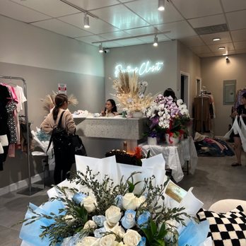 Precious Closet - Inside of store decor - Women's Clothing Near Me - Garden Grove, California Precious Closet - Inside of store decor - Women's Clothing Near Me - Garden Grove, California