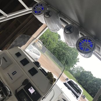 BTZ Mobile Marine Electronics - Speaker install - Marinas Near Me BTZ Mobile Marine Electronics - Speaker install - Marinas Near Me