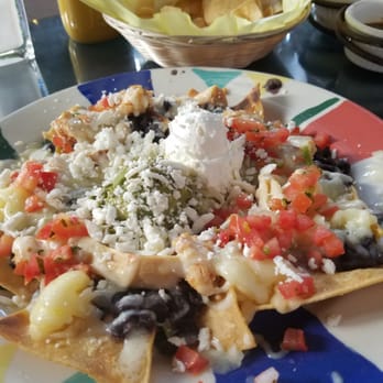 El Paseo Restaurant - Nachos - Mexican Near Me - Santa Barbara, California El Paseo Restaurant - Nachos - Mexican Near Me - Santa Barbara, California