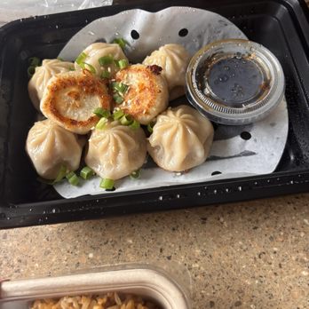 Bao House - D4. Pork Soup Dumplings (6pcs) 猪肉小笼汤包 - Chinese Near Me - Stillwater, Oklahoma