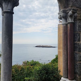 Hammond Castle Museum - Museums Near Me - Gloucester, Massachusetts