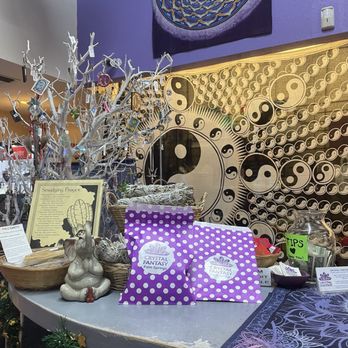 Crystal Fantasy - Jewelry Near Me - Palm Springs, California Crystal Fantasy - Jewelry Near Me - Palm Springs, California