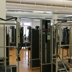 Kieser Training - Viele Geräte sind dreifach vorhanden.