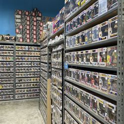 Fugitive Toys - San Marcos - Largest selection of FUNKO, Anime,Marvel,Sports,Pokemon,TV,Movies