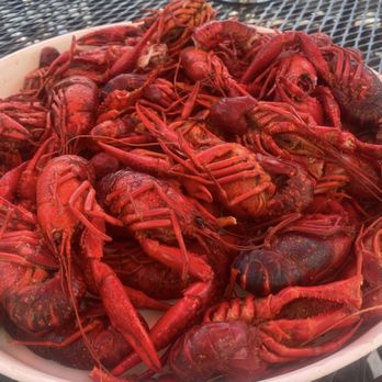 Pit-N-Peel - Fire-y delicious flavorful boiled crawfish! - Barbeque Near Me - Baton Rouge, Louisiana