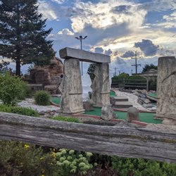 Sports Park Driving Range & Adventure Golf - Impressive landscaping and a not too horrifying adventure atmosphere