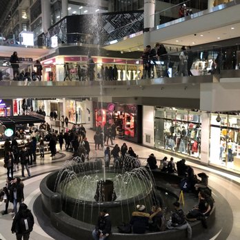 CF Toronto Eaton Centre - Shopping Centers Near Me - Toronto, Ontario CF Toronto Eaton Centre - Shopping Centers Near Me - Toronto, Ontario