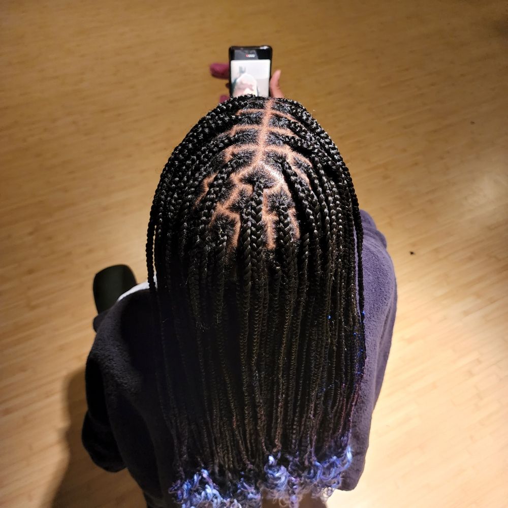 Mardonia Pretty Hair Logo