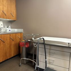 The CORE Institute - Scottsdale - Inside one of the rooms for doctor update