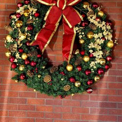 Pavilions - Christmas decorations are up at the Pavilions and beautiful they are.