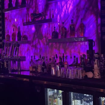 Boozy's Bar & Grill - Sports Bars Near Me - Hazel Park, Michigan
