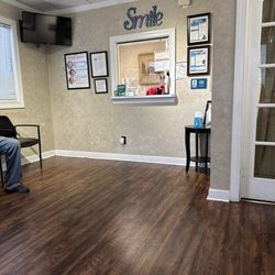 Goldsboro Dental Arts - Waiting room