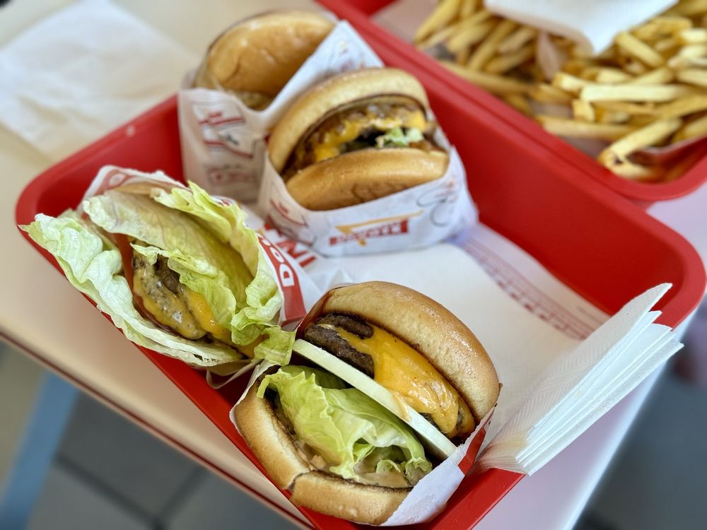 IN N OUT BURGER Updated December 2025 196 Photos 212 Reviews