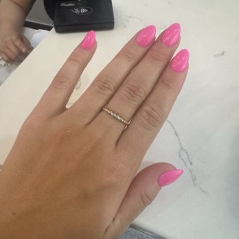 312 Nails & Spa - Tried the new DNS lux gel and it's fantastic! Been coming here for 4+ years and I love it! Mai is great. - Nail Salons Near Me - Chicago, Illinois