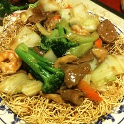 Zien Hong - Crispy house chow mein