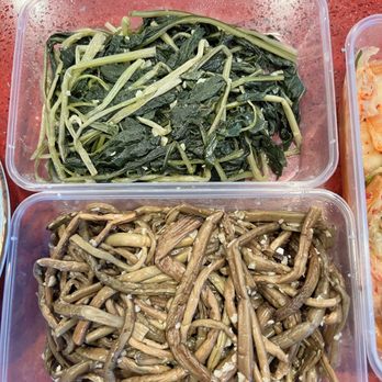 Ma’s Banchan - 7/2023 Not impressed. You feel cheated because they don't fill to the top of the box - Korean Near Me - Diamond Bar, California Ma’s Banchan - 7/2023 Not impressed. You feel cheated because they don't fill to the top of the box - Korean Near Me - Diamond Bar, California